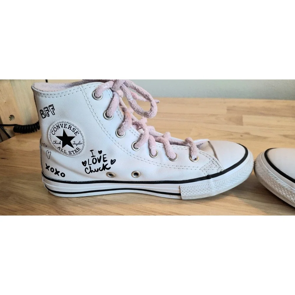 Converse Chuck Taylor All Star High Notes From BFF - 669725C White Leather Sz 2